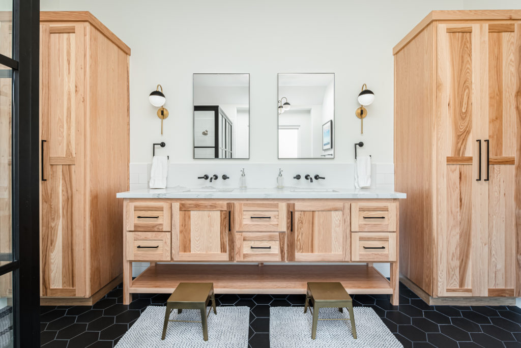 Slash Your Bathroom Remodel Costs: 5 Savvy Tips